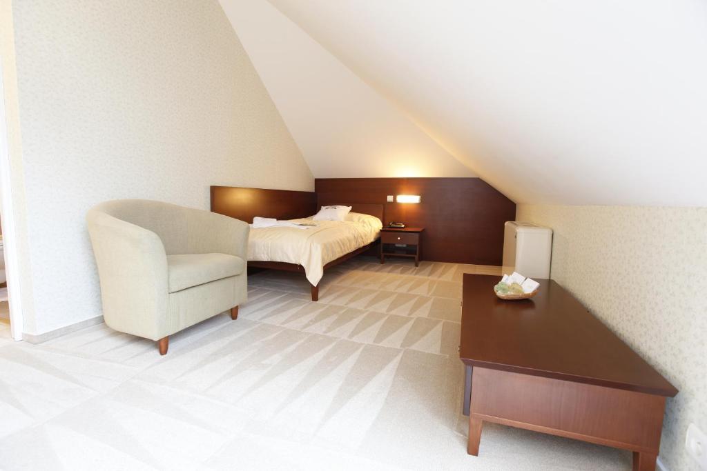 Hotel Sandor Pavillon ปิเอชตานี ห้อง รูปภาพ